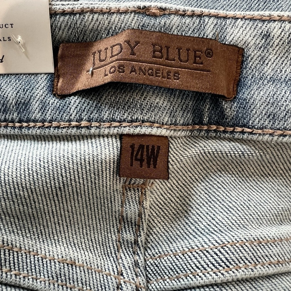 Judy Blue 90s Straight Jeans 14w Rigid Magic JB88884 Distressed Raw Hem NEW! - Picture 9 of 13